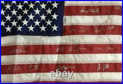 1980 Olympic USA Hockey Entire team signed American Flag 20 auto Bob SUTER PSA