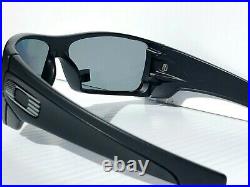 NEW Oakley BATWOLF Black Matte USA Tonal BW POLARIZED Gray Sunglass 9101-60