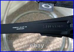Oakley SI Det-Cord Sunglasses OO9253-01 USA ICON FLAG MATTE BLK Z87+L3 Gray Lens