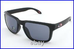 Oakley SI Holbrook OO9102-E655 Sunglasses USA Flag Matt Black/Grey