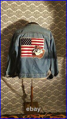 Warner Bros TAZ devil American flag denim jacket Large RARE Looney tunes 4th usa